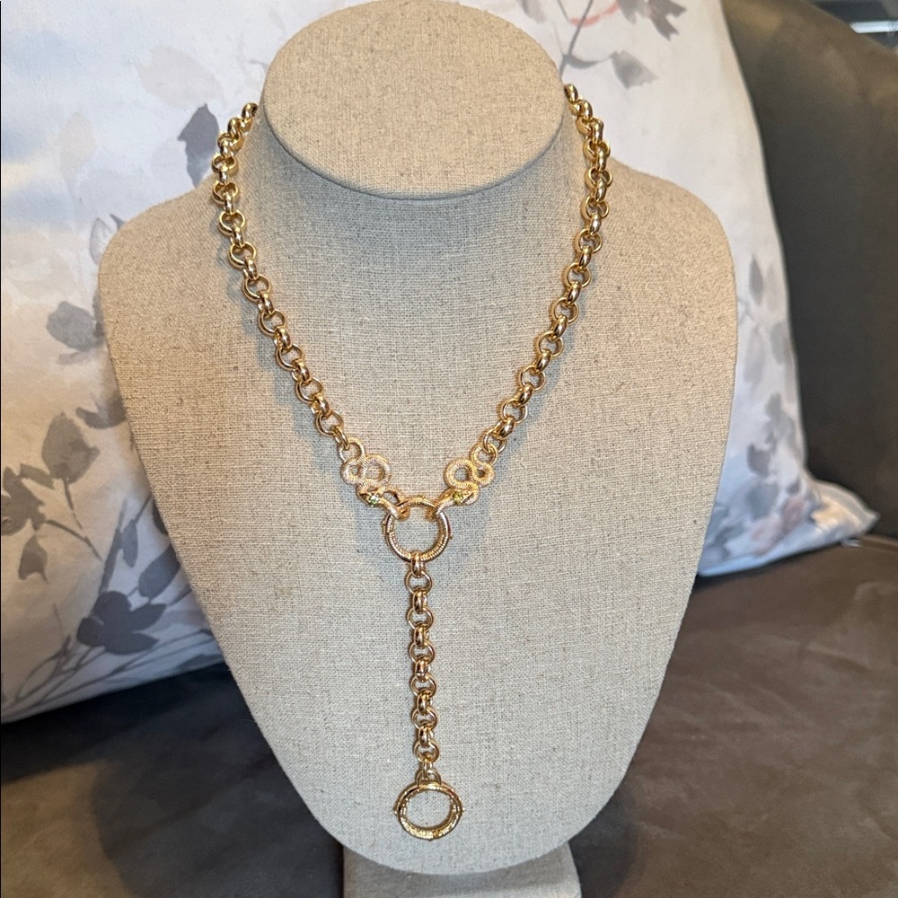 JaneWin Protect snake lariat chain NWT